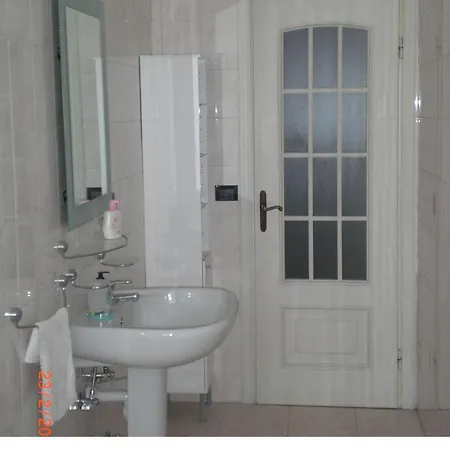 Grazioso Alloggio Marino Apartment *